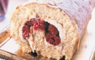Pozantı Usulü Tatlı Ahududulu Yoğurtlu Pasta Tarifi