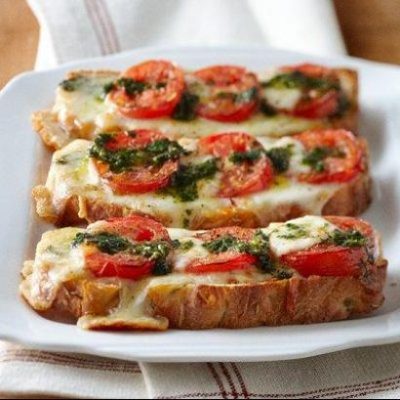 feslegenli-ekmek-pizza-tarifi