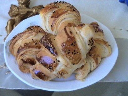 katmerli-pogaca-lezzetli-pogaca-tarifi
