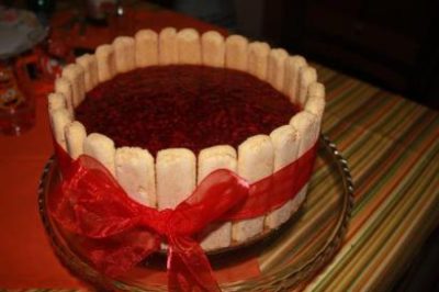 frambuazli-ve-cikolatali-cheesecake-tarifi