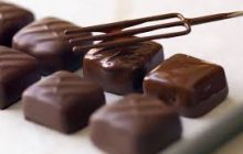 Baykan Usulü Tatlı Bol Malzemeli Çikolata Tarifi
