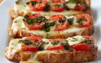 Fesleğenli Ekmek Pizza Tarifi
