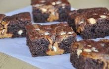 Yakutiye Usulü Tatlı Fıstık Ezmeli Brownie Tarifi