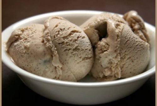 Derbent Usulü Tatlı Karamelli Dondurma Tarifi