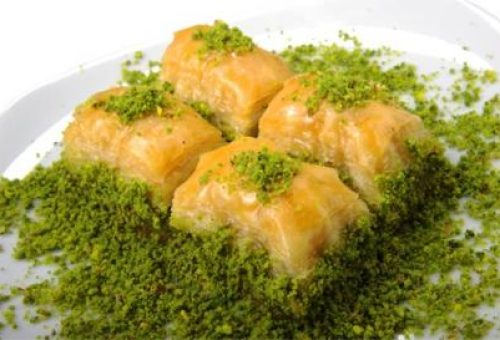 Kozan Usulü Tatlı Kolay Fıstıklı Baklava Tarifi