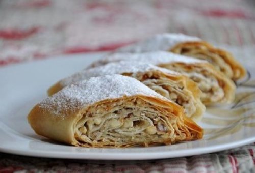 Dumlupınar Usulü Tatlı Kuru Baklava Ama Tahinlisi Tarifi