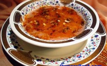 Kızılcıklı Tarhana Çorbası Tarifi