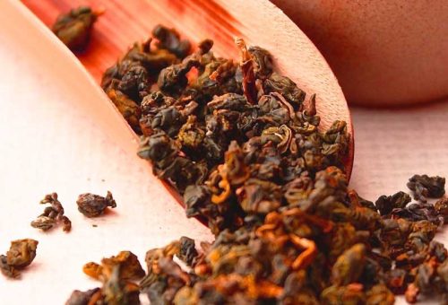 Oolong Çayının Faydaları Nelerdir ve Özellikleri
