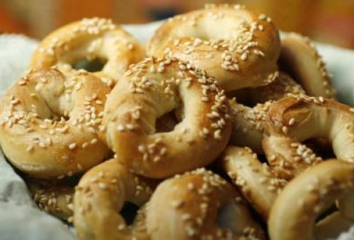 Yumurtalık Usulü Tatlı Susamlı Simit Kurabiye Tarifi