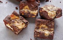 Dikmen Usulü Tatlı Tahinli Brownie Tarifi