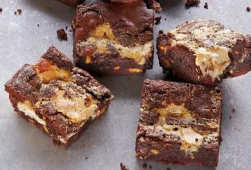 Dikmen Usulü Tatlı Tahinli Brownie Tarifi