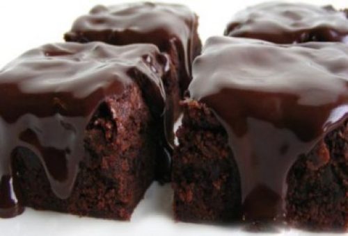 Şişli Usulü Tatlı Çikolatali Browni Tarifi