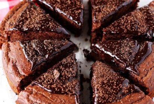 19 Mayıs Usulü Tatlı Çikolatalı Diyet Kek Tarifi