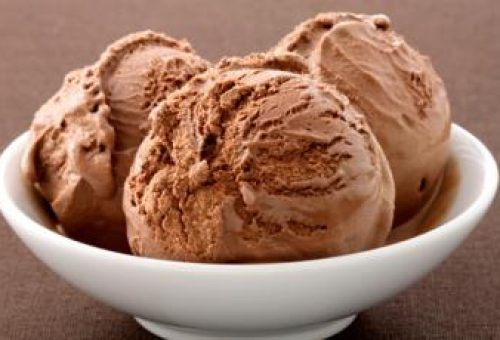 Beyaz Rusya home-style Recipes Çikolatalı Dondurma Tarifi