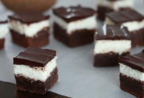 Çikolatalı Hindistan Cevizli Brownie Tarifi
