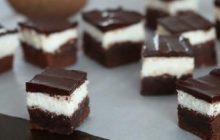 Çerkezköy Usulü Tatlı Çikolatalı Hindistan Cevizli Brownie Tarifi